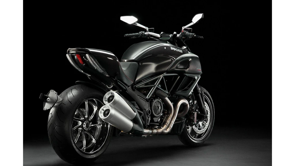 Ducati Diavel (2013)
