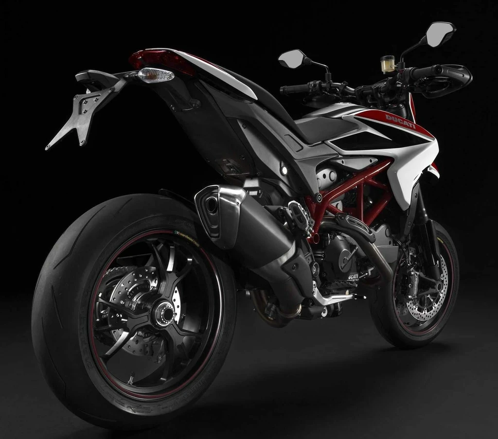 Ducati Hypermotard 820 (2013)
