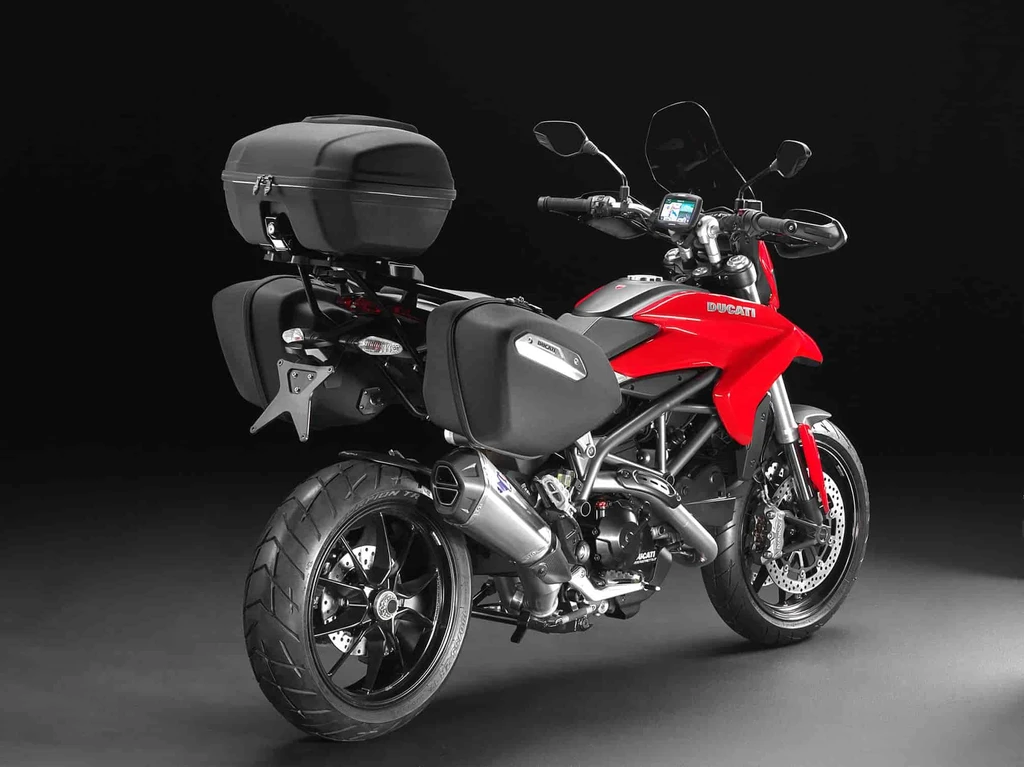 Ducati Hyperstrada 820 (2013)