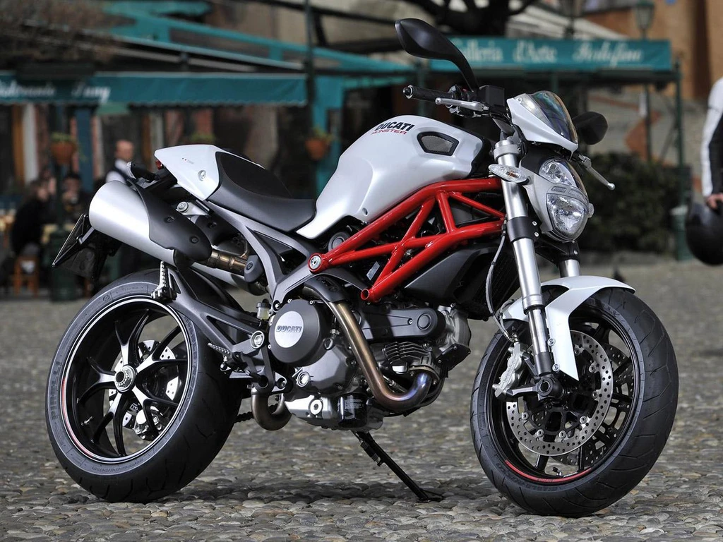 Ducati Monster 796 (2013)