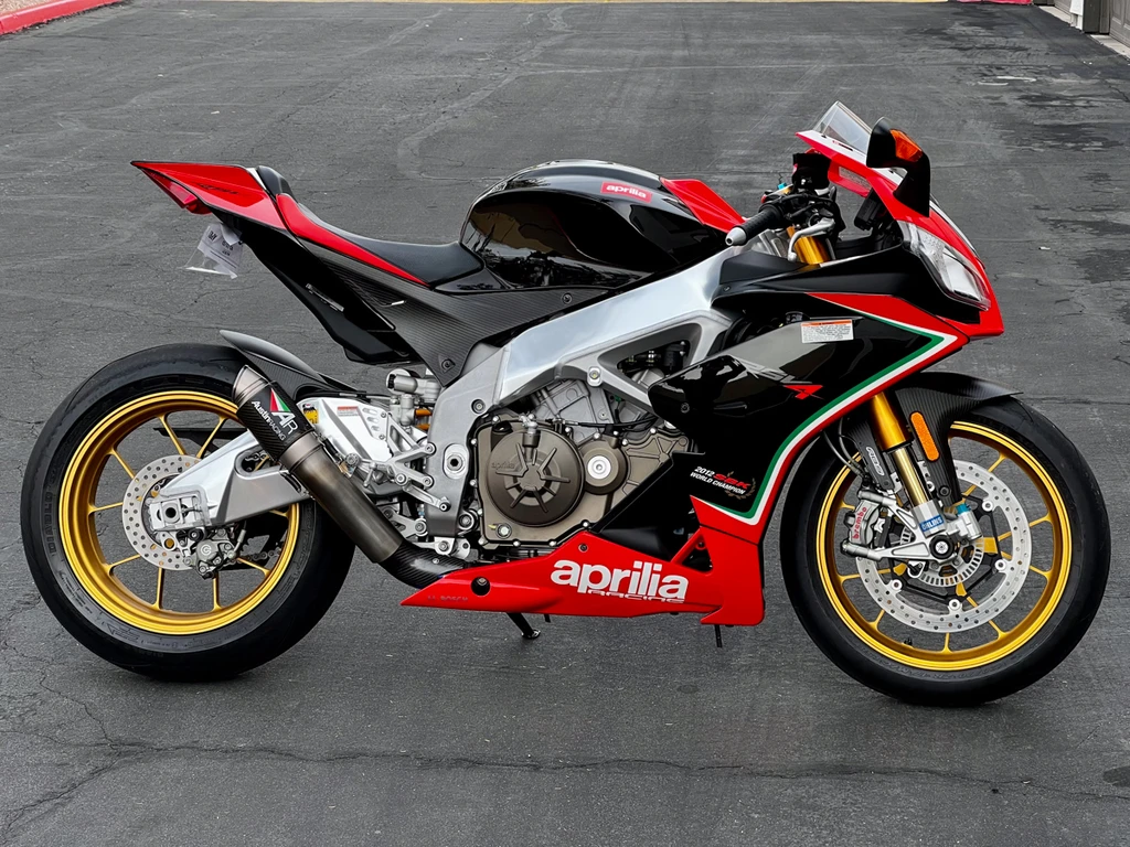 Aprilia RSV-4APRC SBK Special Edition (2013)