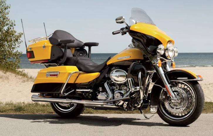 Harley Davidson FLHTK Electra Glide Ultra Limited (2013)