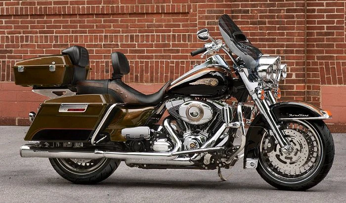 Harley Davidson FLHR Road King 110th Anniversary (2013)