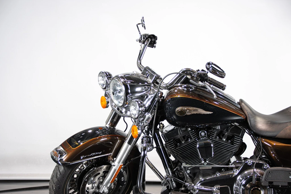 Harley Davidson FLHR Road King 110th Anniversary (2013)