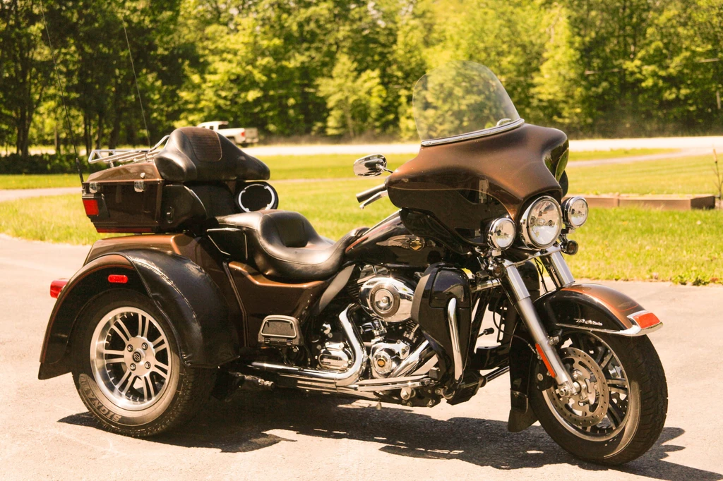 Harley Davidson FLHTCUTG Tri Glide Ultra Classic (2013)
