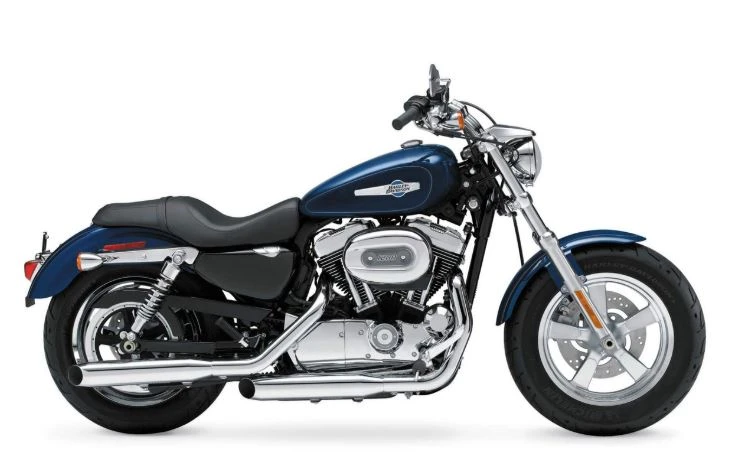 Harley Davidson XL 1200C Sportster Custom (2013)