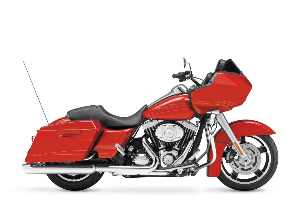 Harley Davidson FLTRX Road Glide Custom (2013)