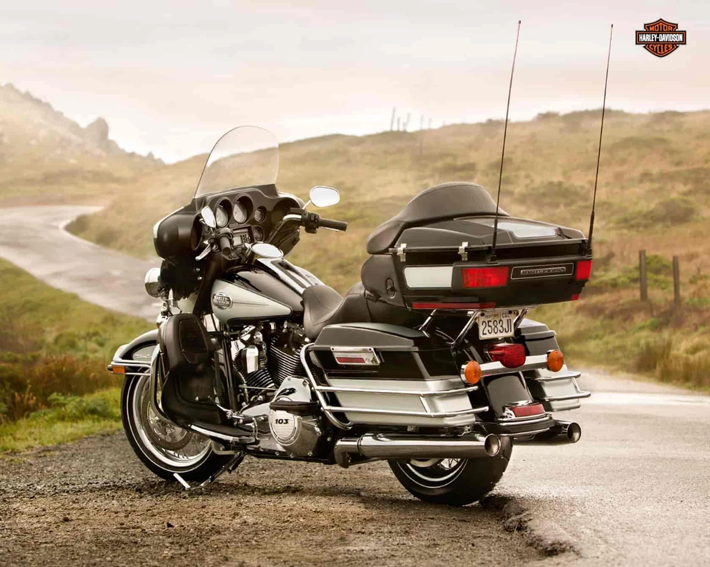 Harley Davidson FLHTCU Electra Glide Ultra Classic (2013)