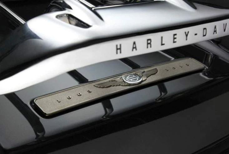 Harley Davidson FLHTCU SE8 Ultra Classic Electric Glide CVO 110th Anniversary (2013)