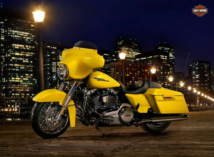 Harley Davidson FLHX Street Glide (2013)