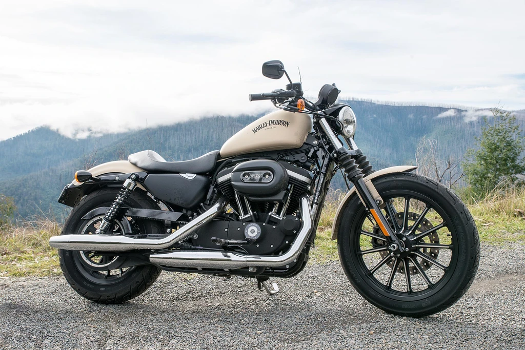 Harley Davidson XL 883NIron Special Edition (2013)