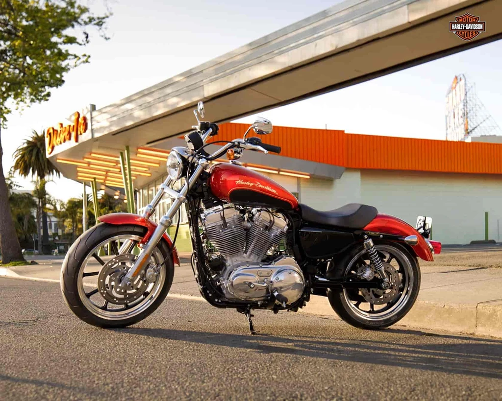 Harley Davidson XL 883L SportsterSuperLow (2013)