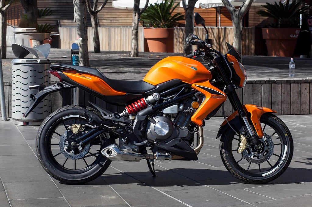 Benelli BN302 (2014 - 2015)