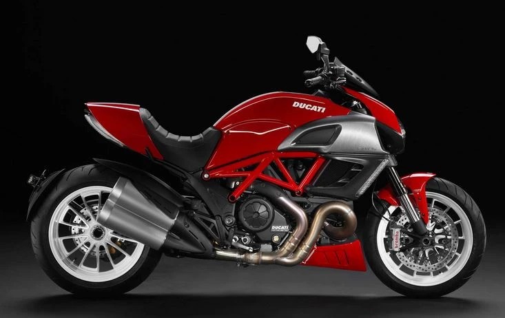 Ducati Diavel (2014)