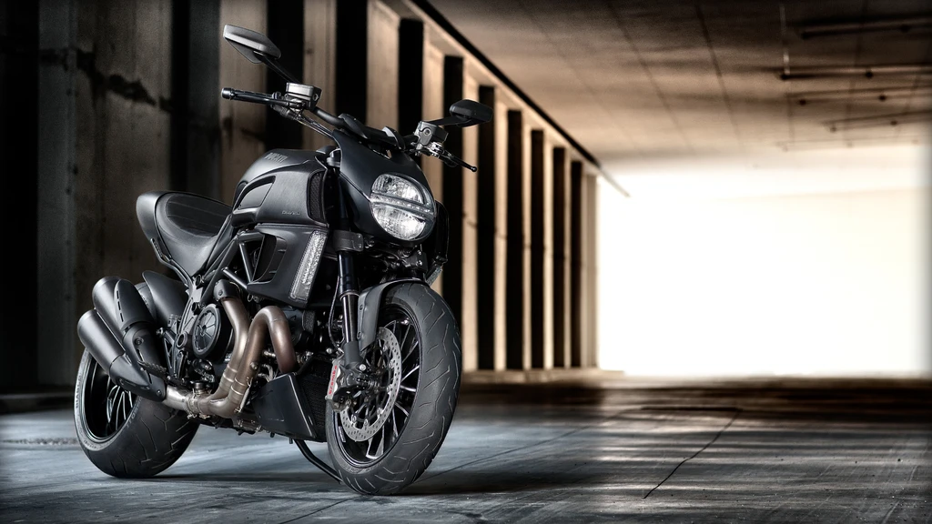 Ducati Diavel Dark (2014)