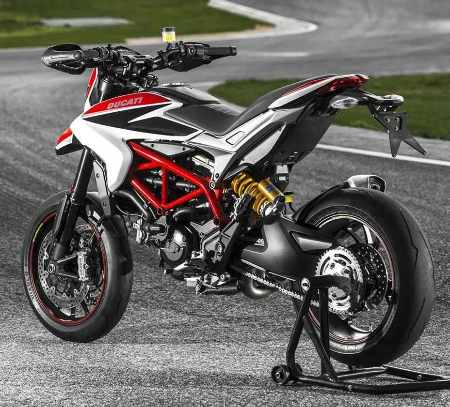 Ducati Hypermotard 820 (2014 / 15)