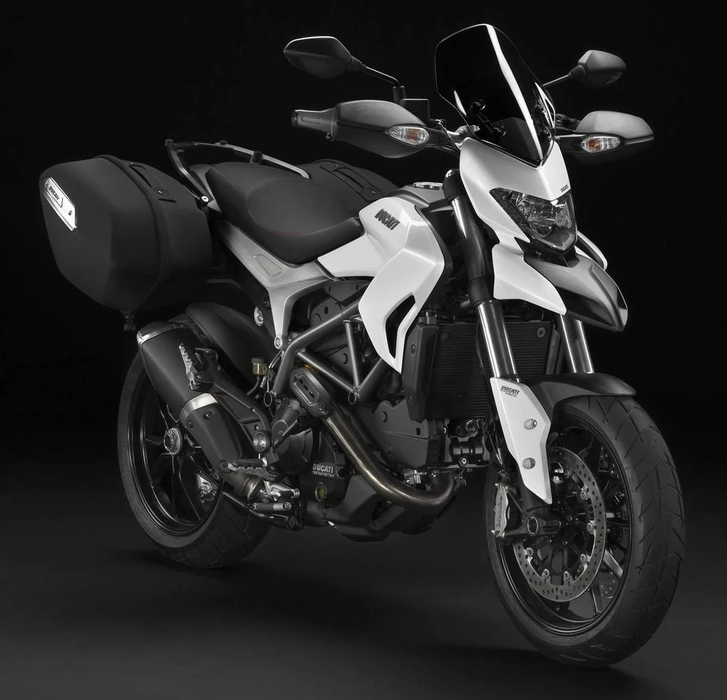 Ducati Hyperstrada 820 (2014)