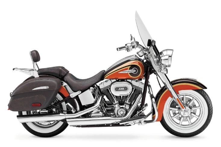 Harley Davidson FLSTN-SE Softail Deluxe CVO (2014)