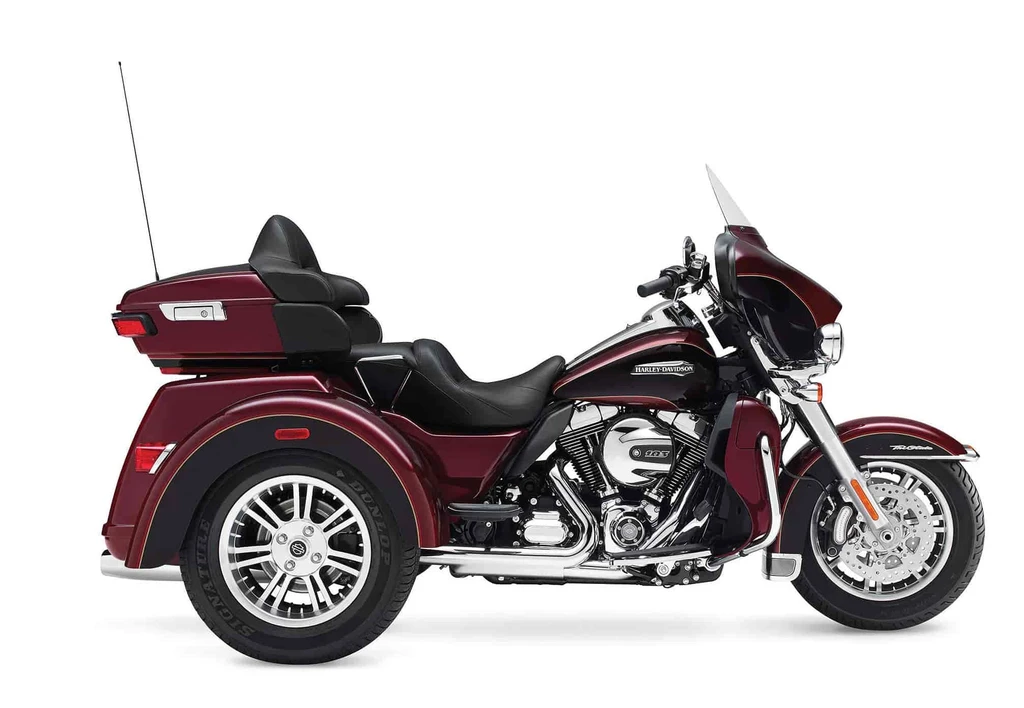 Harley Davidson FLHTCUTG Tri Glide Ultra Classic (2014)