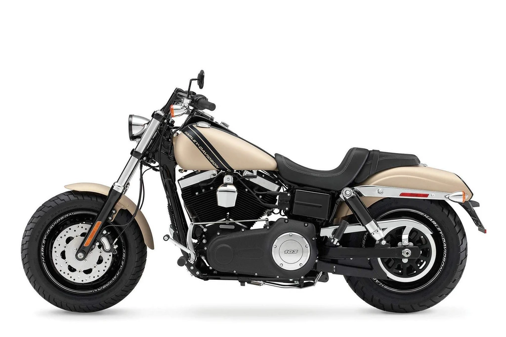 Harley Davidson Dyna Fat Bob (2014 – 2015)
