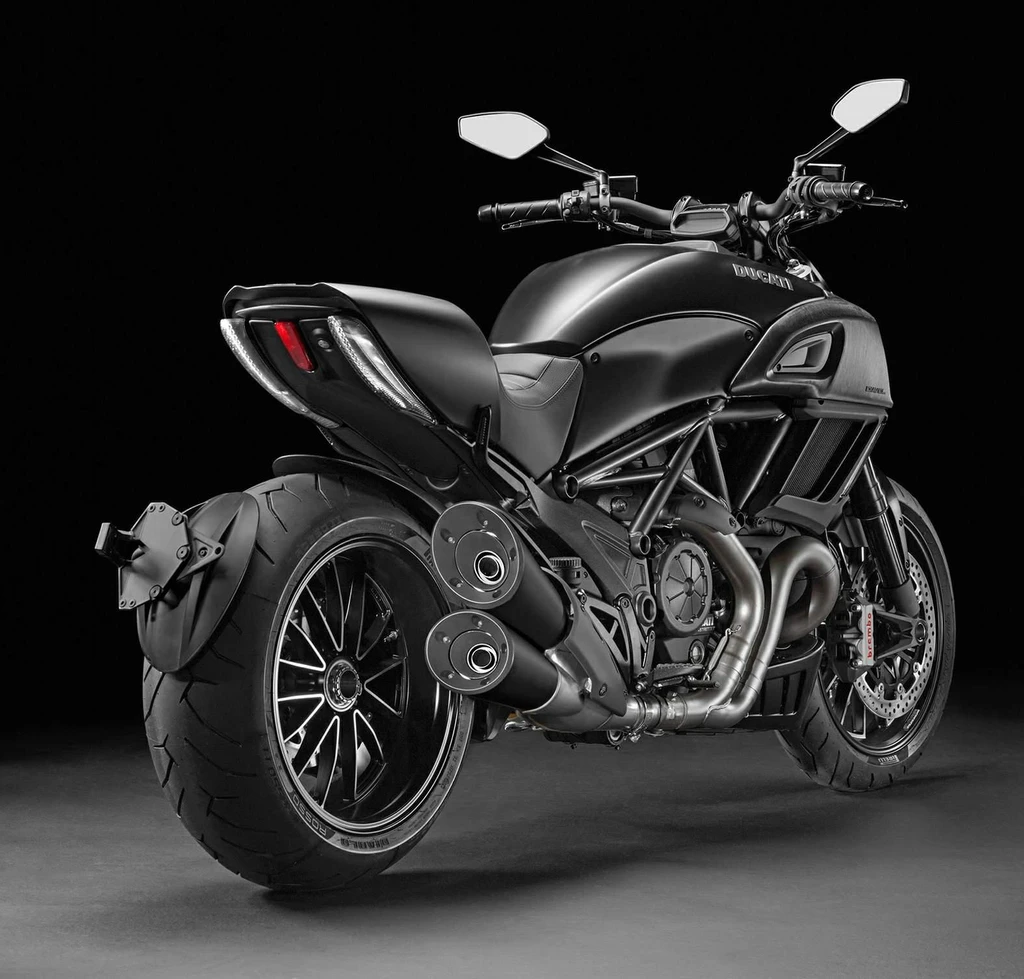 Ducati Diavel (2015 - 2016)