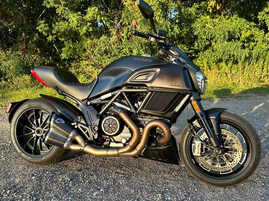 Ducati Diavel (2015 - 2016)
