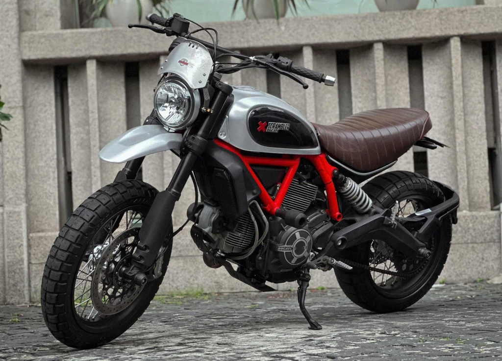 Ducati ScramblerUrban Enduro (2015 - 2016)