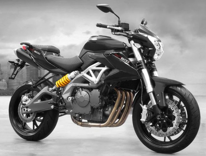 Benelli BN 600R (2015)