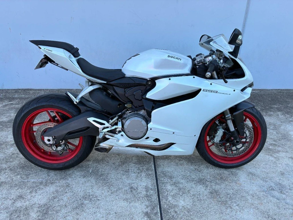 Ducati 899 Panigale (2015)