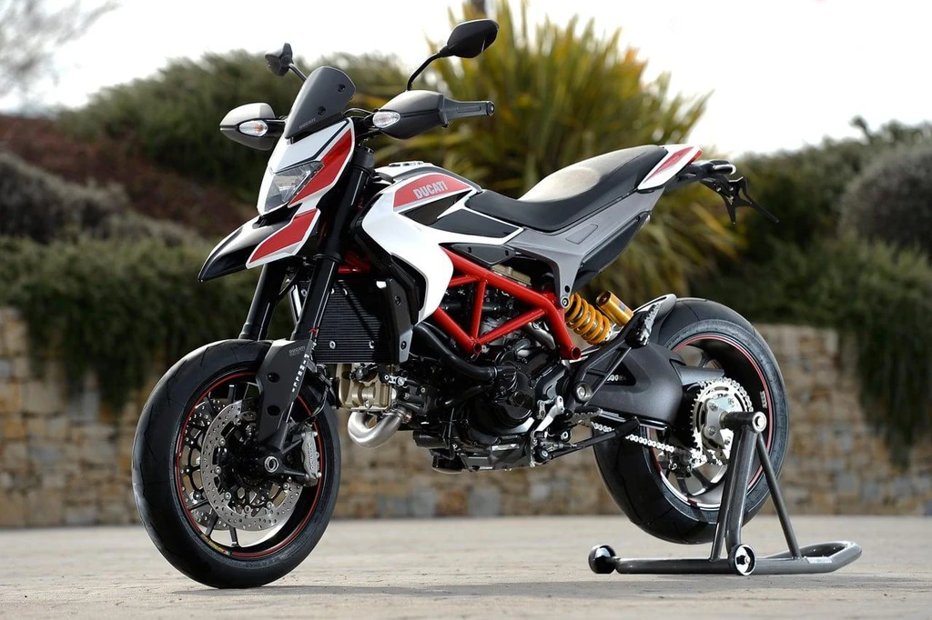 Ducati Hypermotard 820SP (2015)