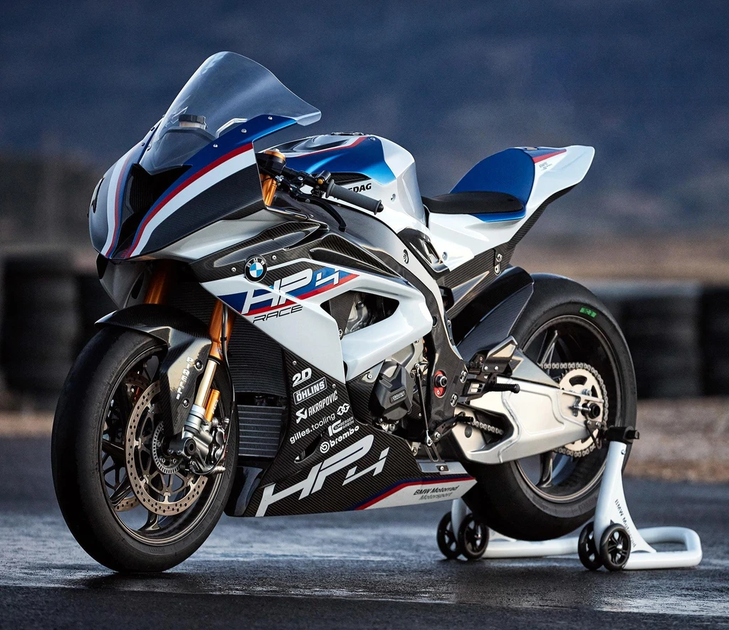 BMW HP 4 (2016)