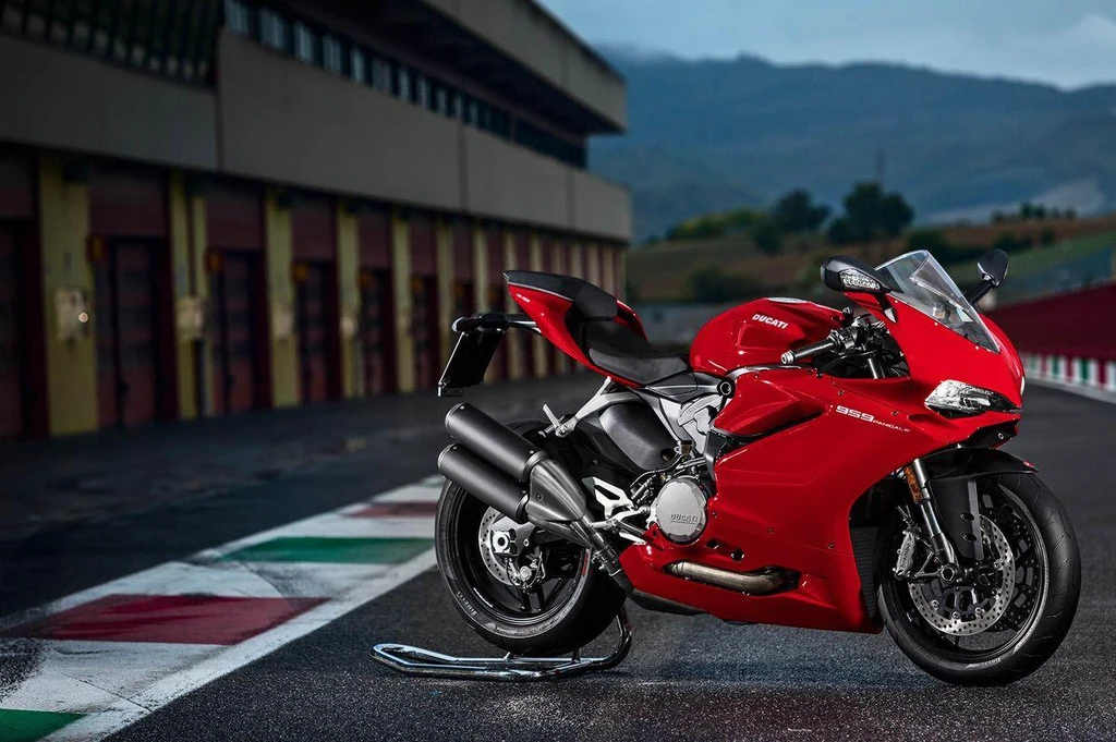 Ducati 959 Panigale (2016)