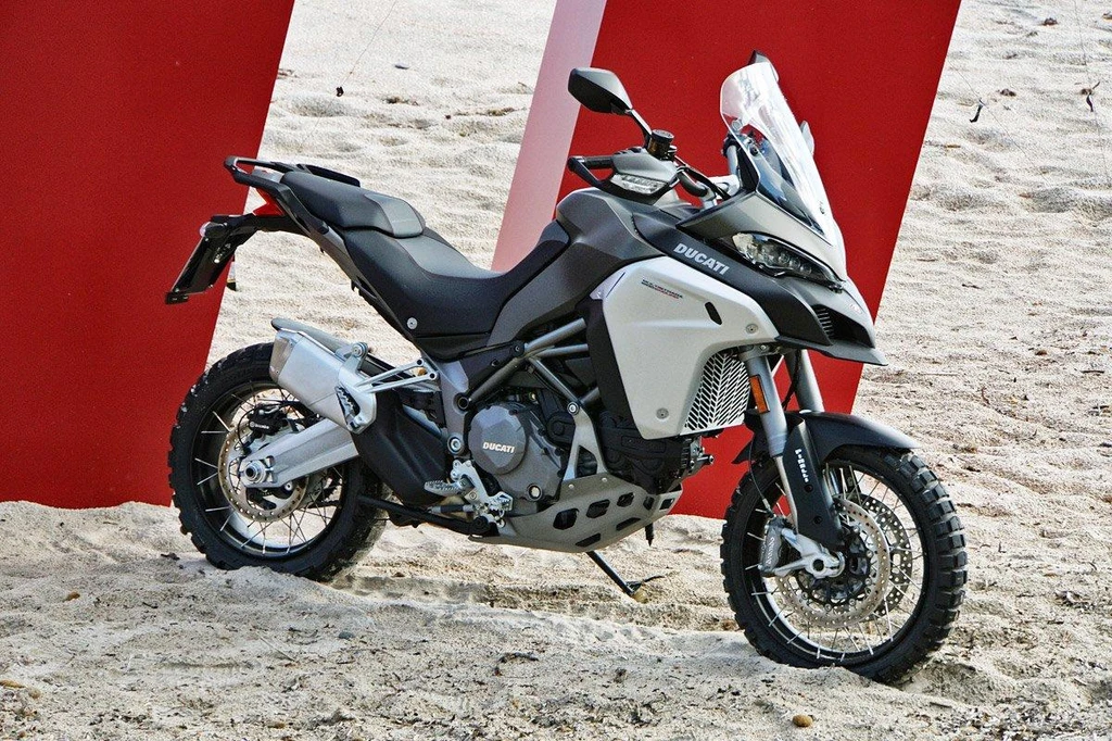 Ducati Multistrada 1200S Enduro (2016)