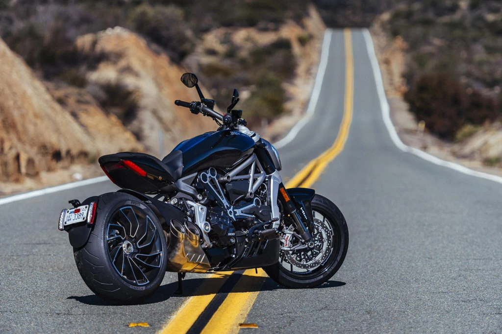 Ducati XDiavel S (2016)