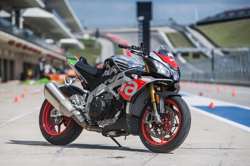 Aprilia Tuono V4 1100 Factory. (2017 - 2018)