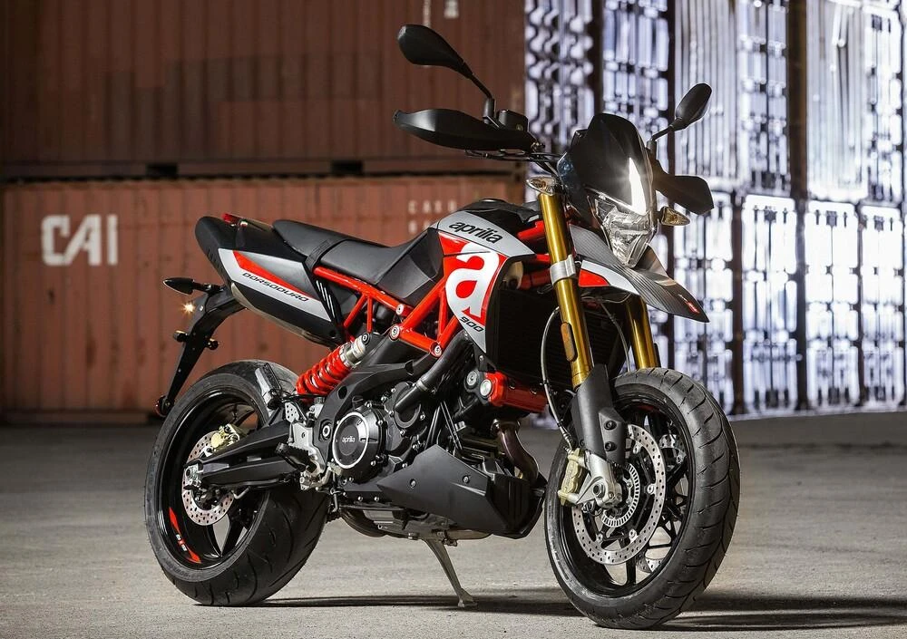 Aprilia SMV 900 Dorsoduro (2017)