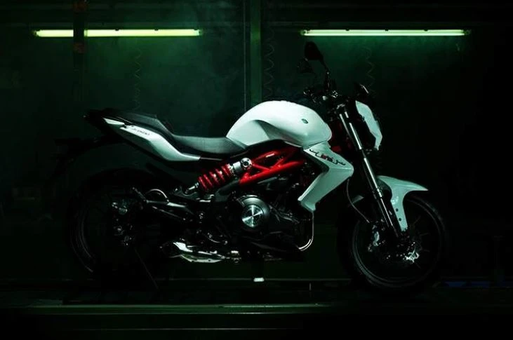 Benelli TNT 300 (2017)