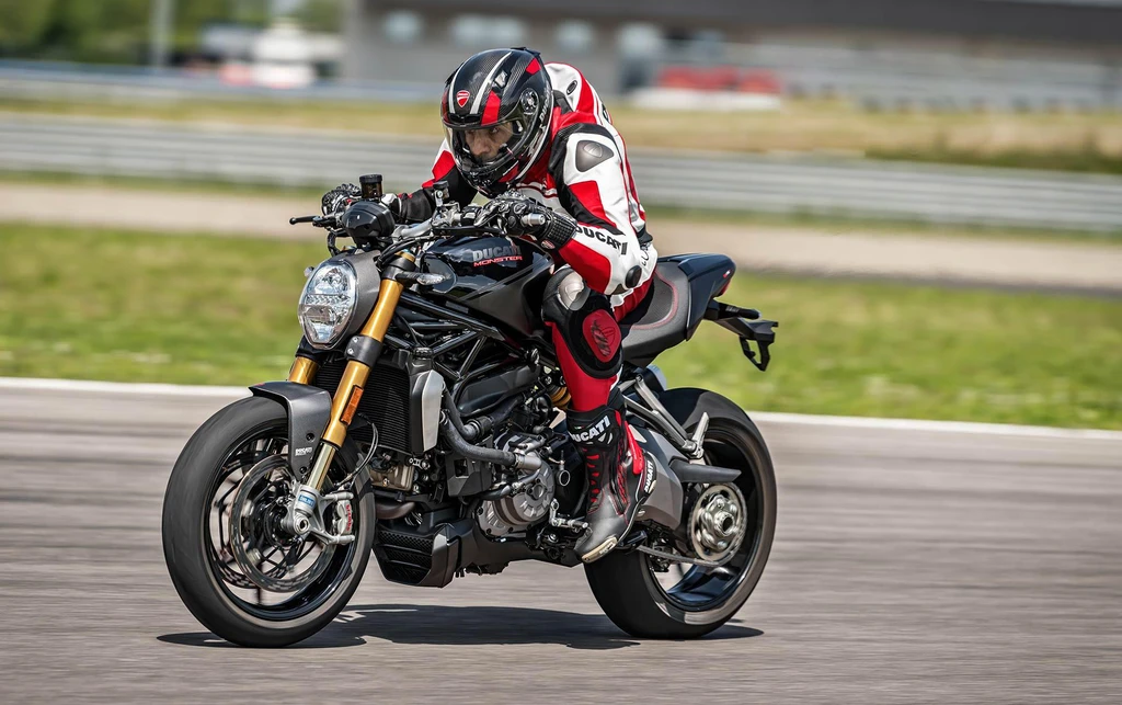 Ducati Monster 1200S Black (2020)