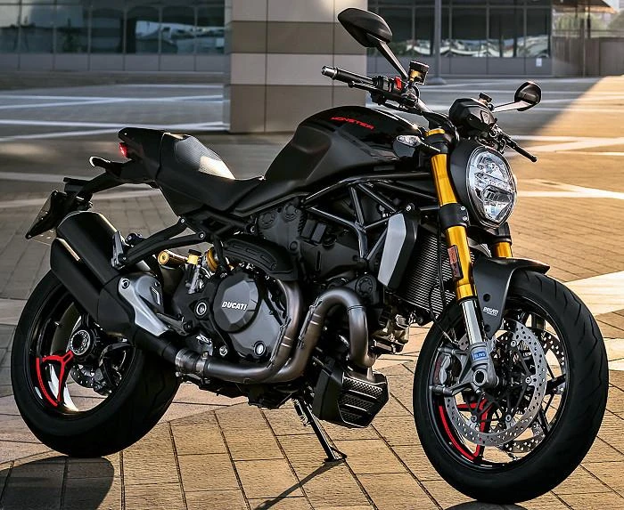 Ducati Monster 1200S Black (2020)