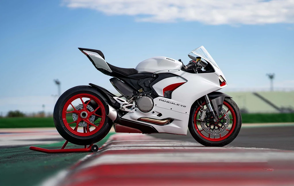 Ducati Panigale V2 White Rosso (2020)