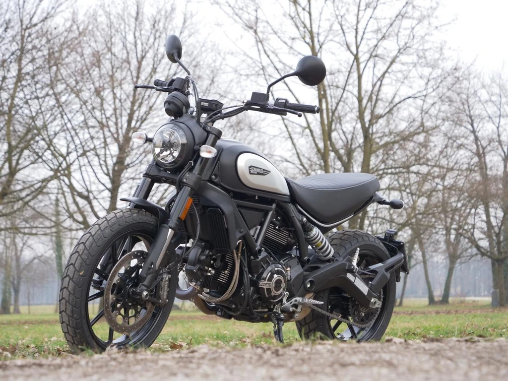 Ducati Scrambler Icon Dark (2020)
