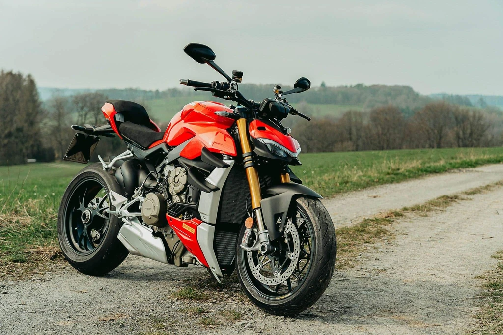 Ducati Streetfighter V4 S (2020)