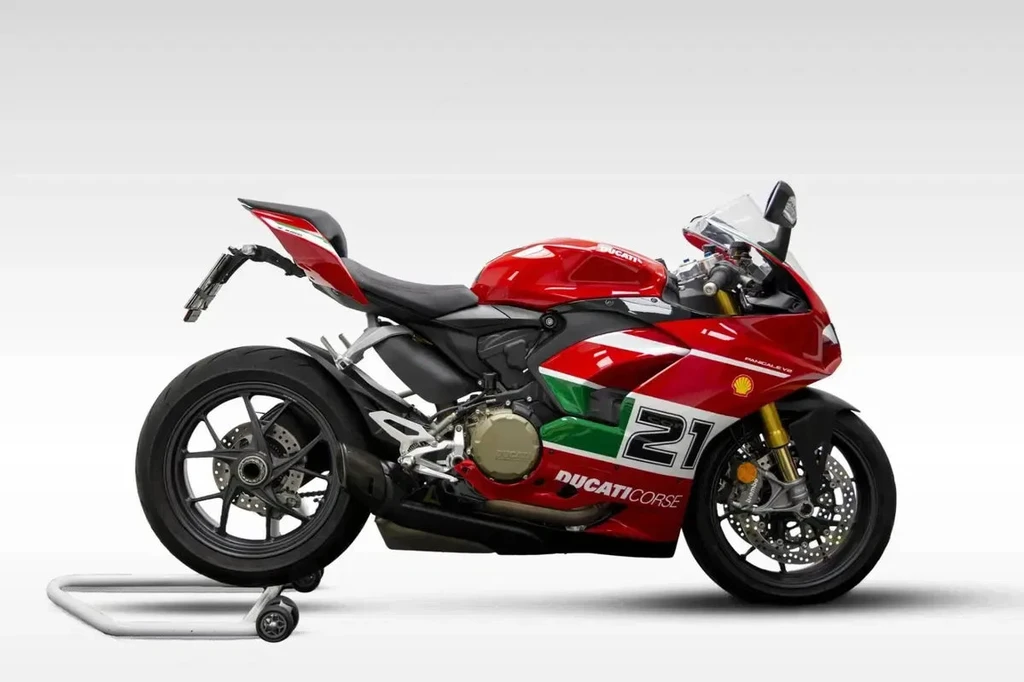 Ducati Panigale V2 Bayliss 1st Champion 20th Anniversary (2021)
