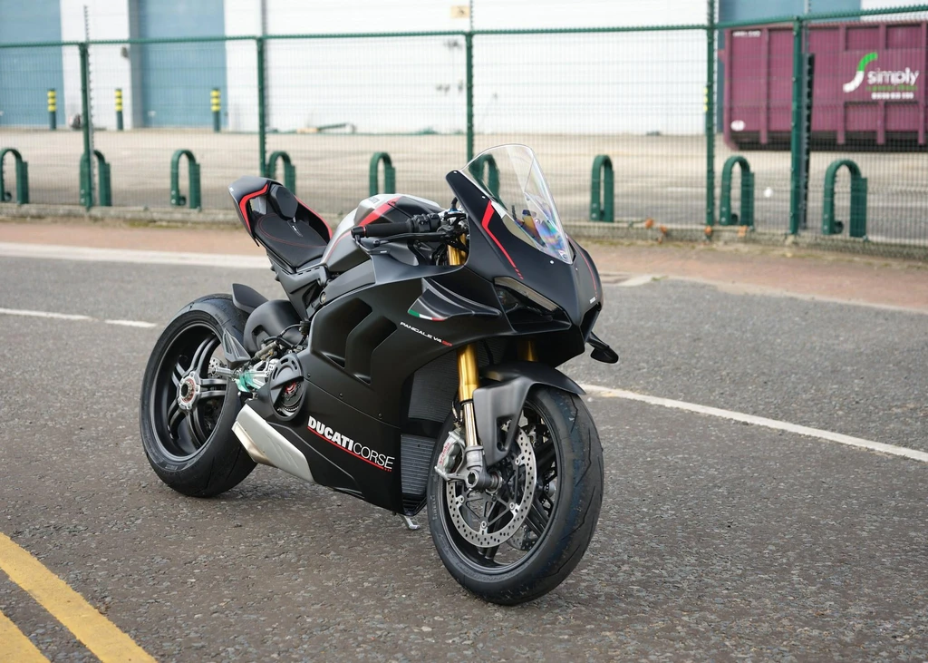 Ducati Panigale V4 SP (2021)