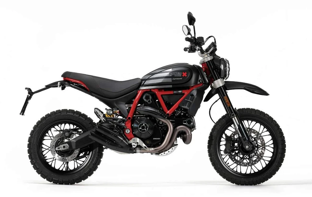 Ducati Scrambler 800 Desert Sled Fasthouse Limited Edition (2021)