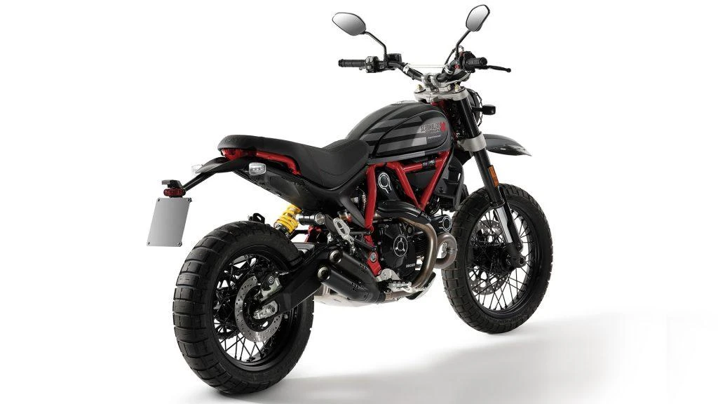 Ducati Scrambler 800 Desert Sled Fasthouse Limited Edition (2021)