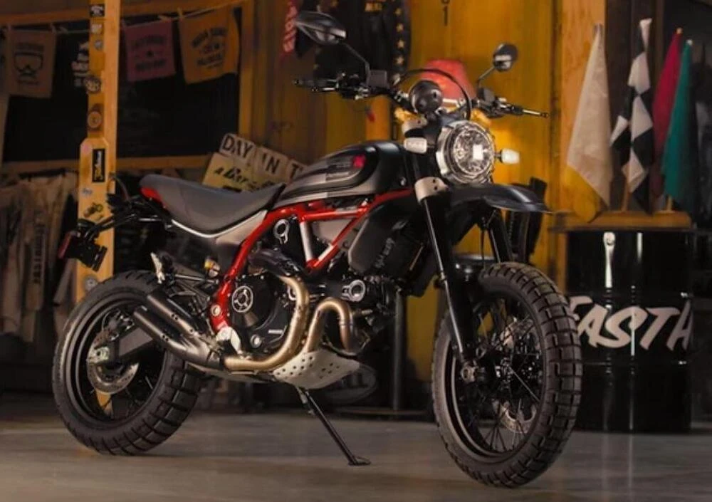 Ducati Scrambler 800 Desert Sled Fasthouse Limited Edition (2021)