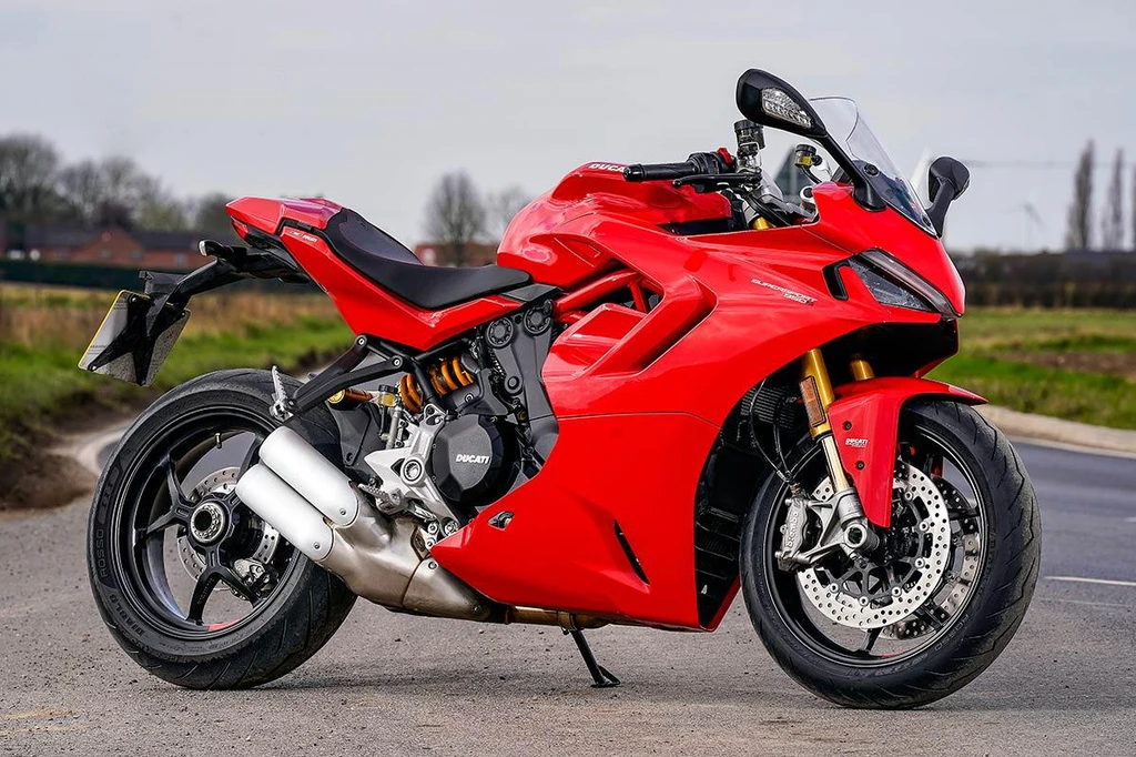 Ducati Supersport 950 (2021)