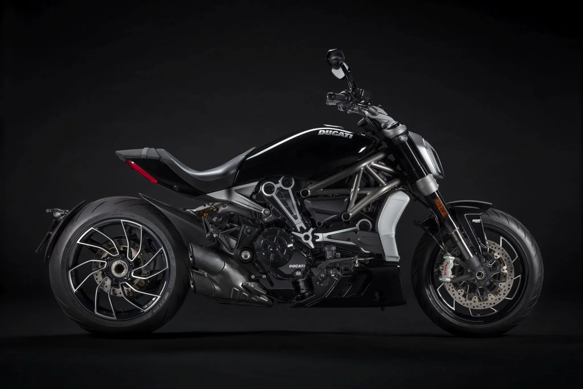 Ducati XDiavel S (2021)