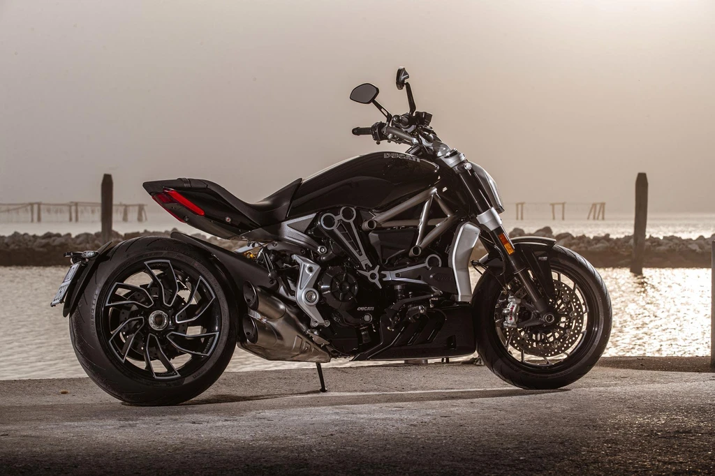 Ducati XDiavel S (2021)